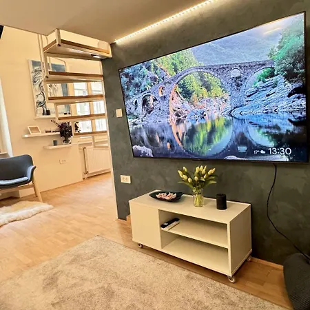 Staro Mesto & Dragon Bridge Apartament Lublana